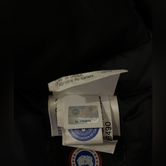 Canada Goose Victoria Parka - Picture 7 of 10